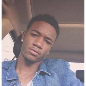 Meet your Posher, Charles